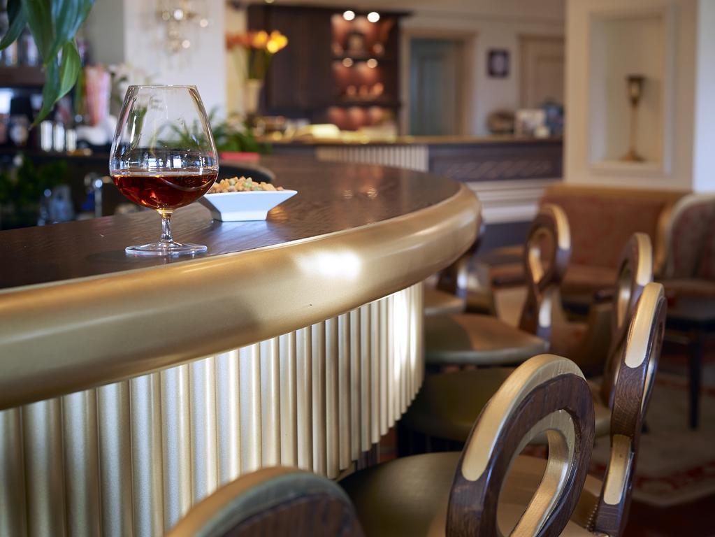Hotel Stevalia & 3*